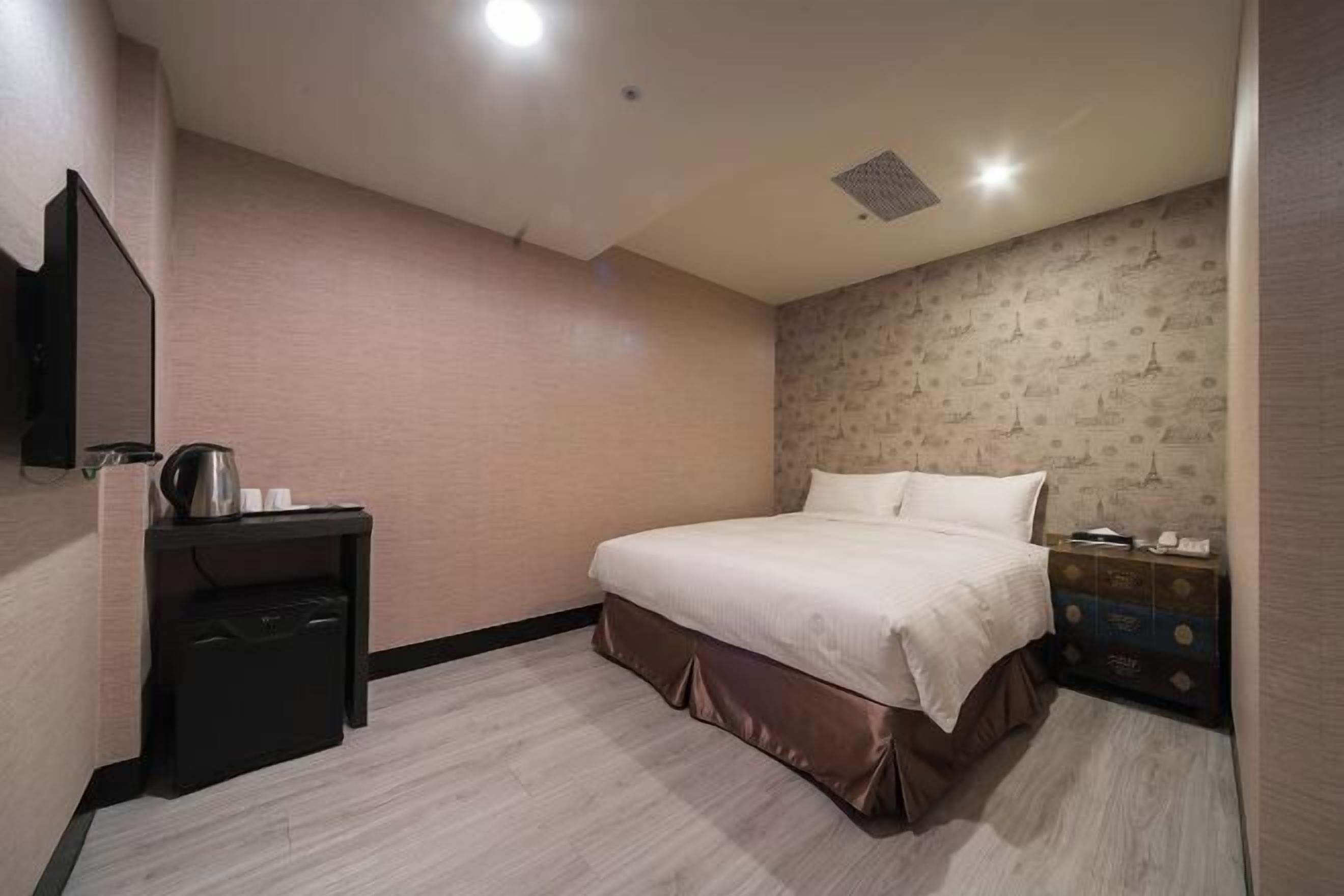 Cubrecamas, wifi gratis y ropa de cama 