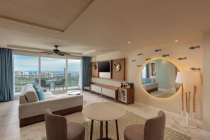 Literie de qualité, lit avec matelas en mousse à mémoire, minibar