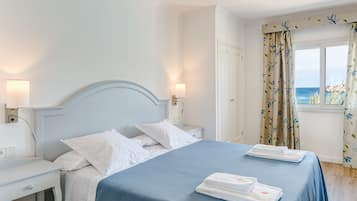 In-room safe, blackout drapes, soundproofing, iron/ironing board