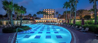 Trendy Palm Beach (Adults Only, 16+)