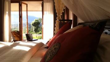 Deluxe House ( Sang Duan House) | Escritorio y wifi gratis