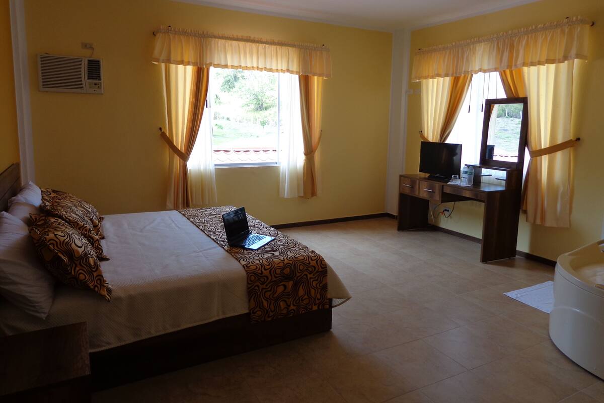 Superior Suite | Premium bedding, individually decorated, desk, laptop workspace