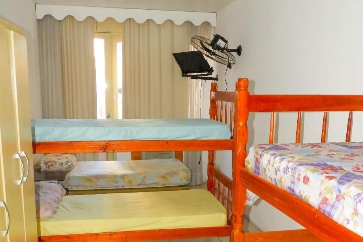 1 bedroom, desk, free WiFi