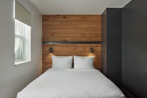 Standard Studio Suite, Multiple Beds, Kitchenette | Premium bedding, individually decorated, soundproofing - Balnea Hotel (Bromont)