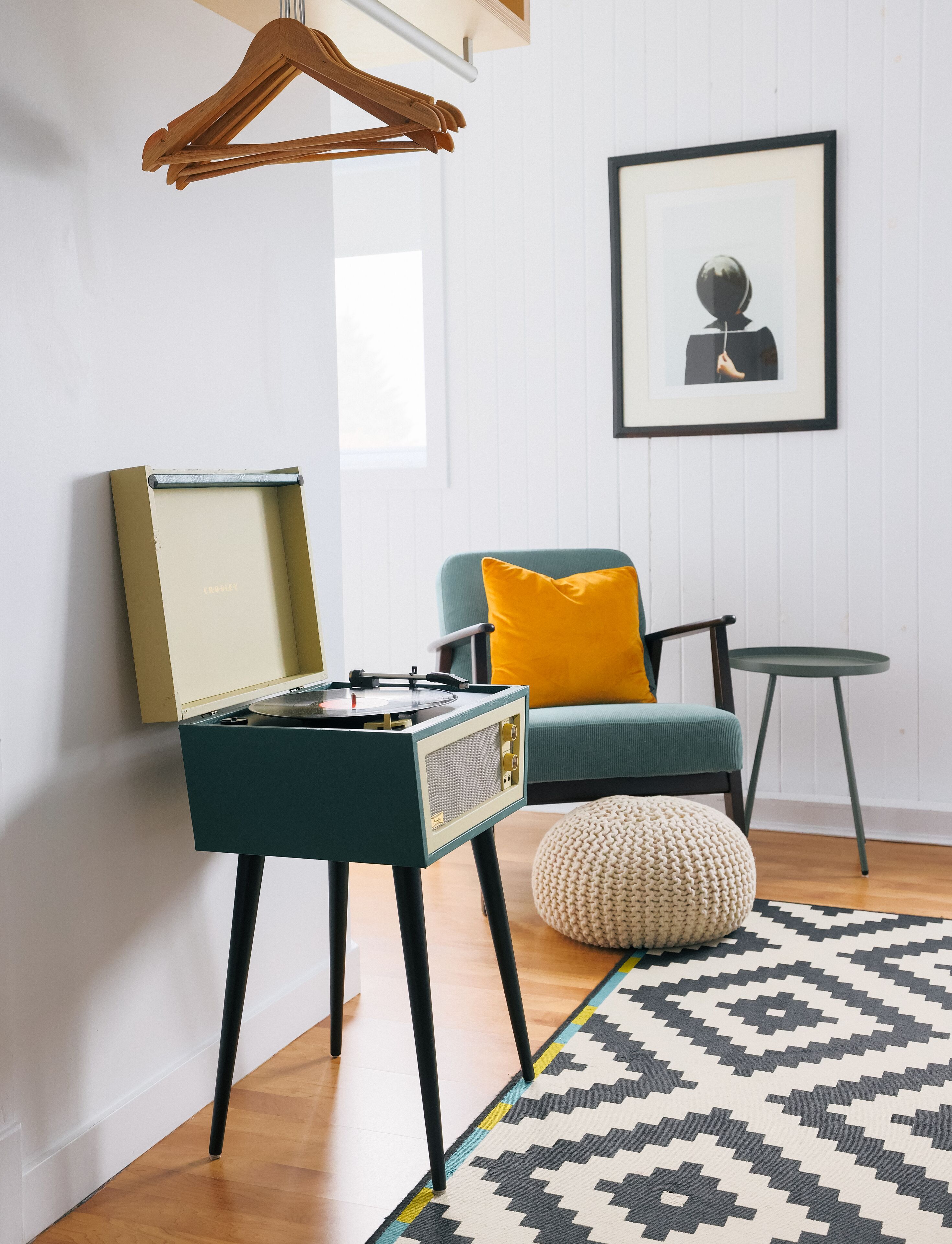 comfort room, 1 king bed, private bathroom | soundproofing, iron/ironing board, free wifi, bed sheets