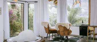 โรงแรมไมซ์นเนอร์ฮอฟ