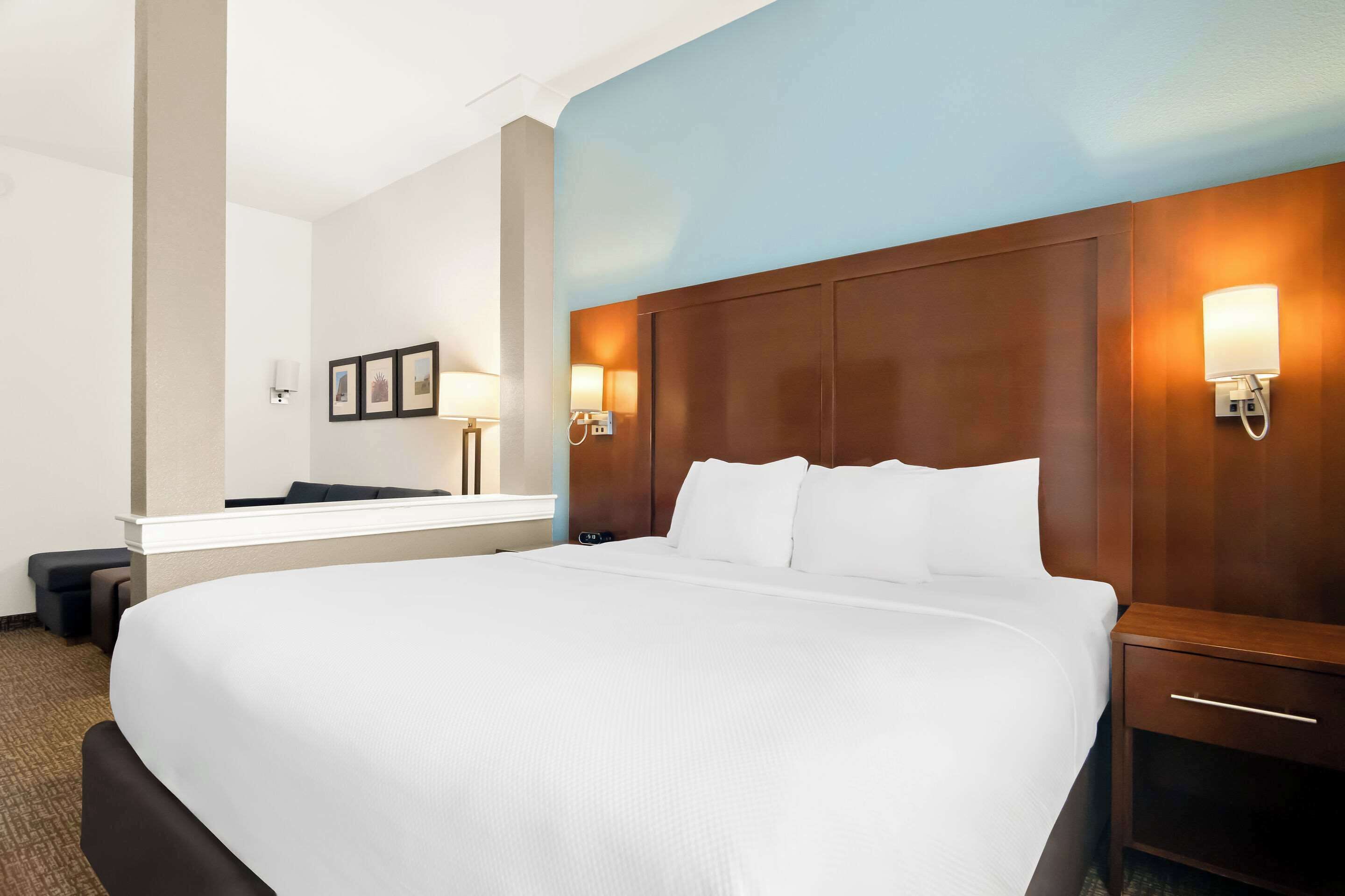 desk, iron/ironing board, free wifi, bed sheets