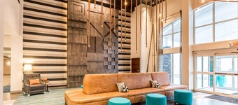 마리나 베이 호텔 & 스위트, 애센드 컬렉션 호텔