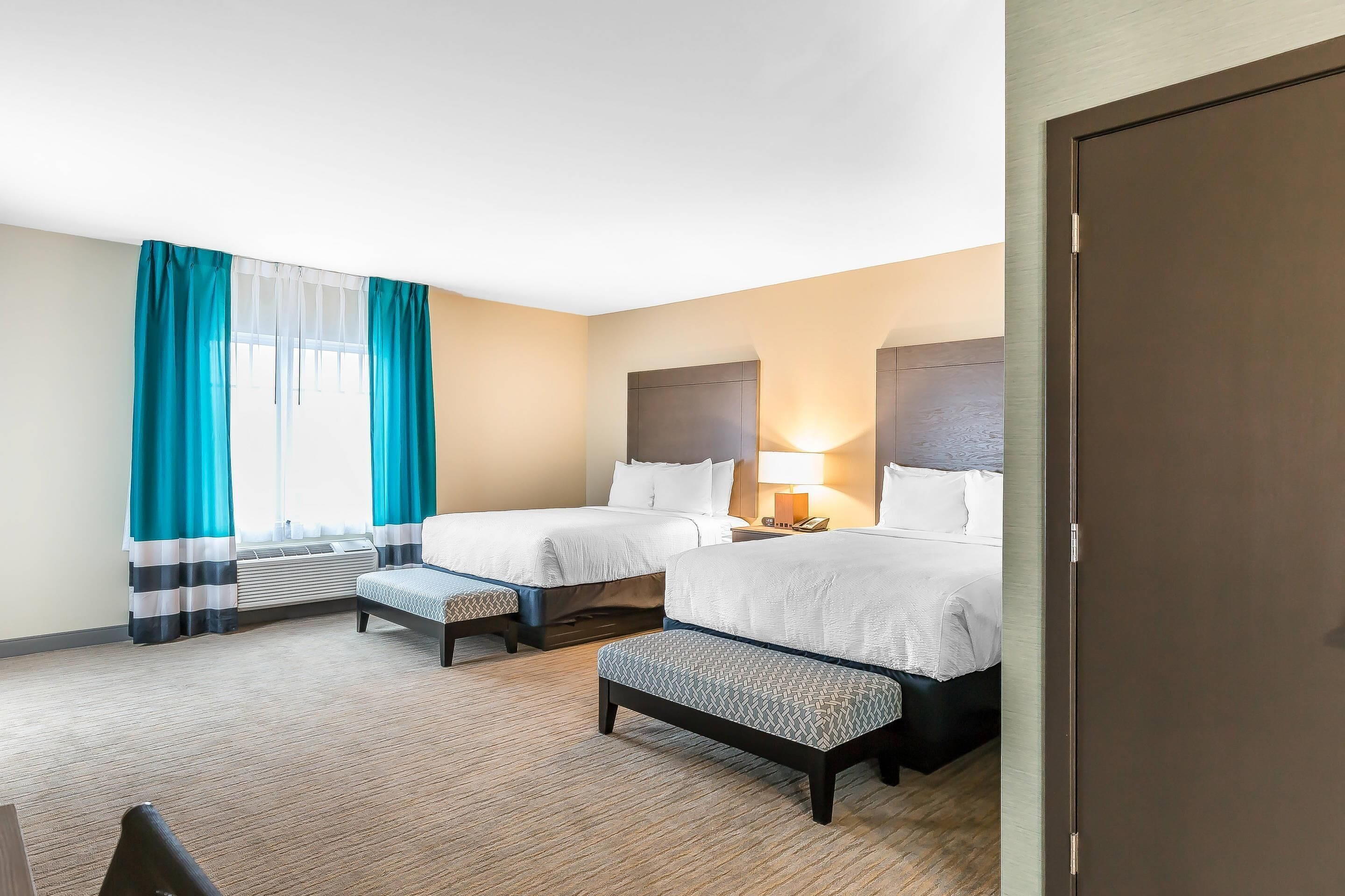 suite, multiple beds, non smoking | 1 bedroom, premium bedding, desk, blackout curtains