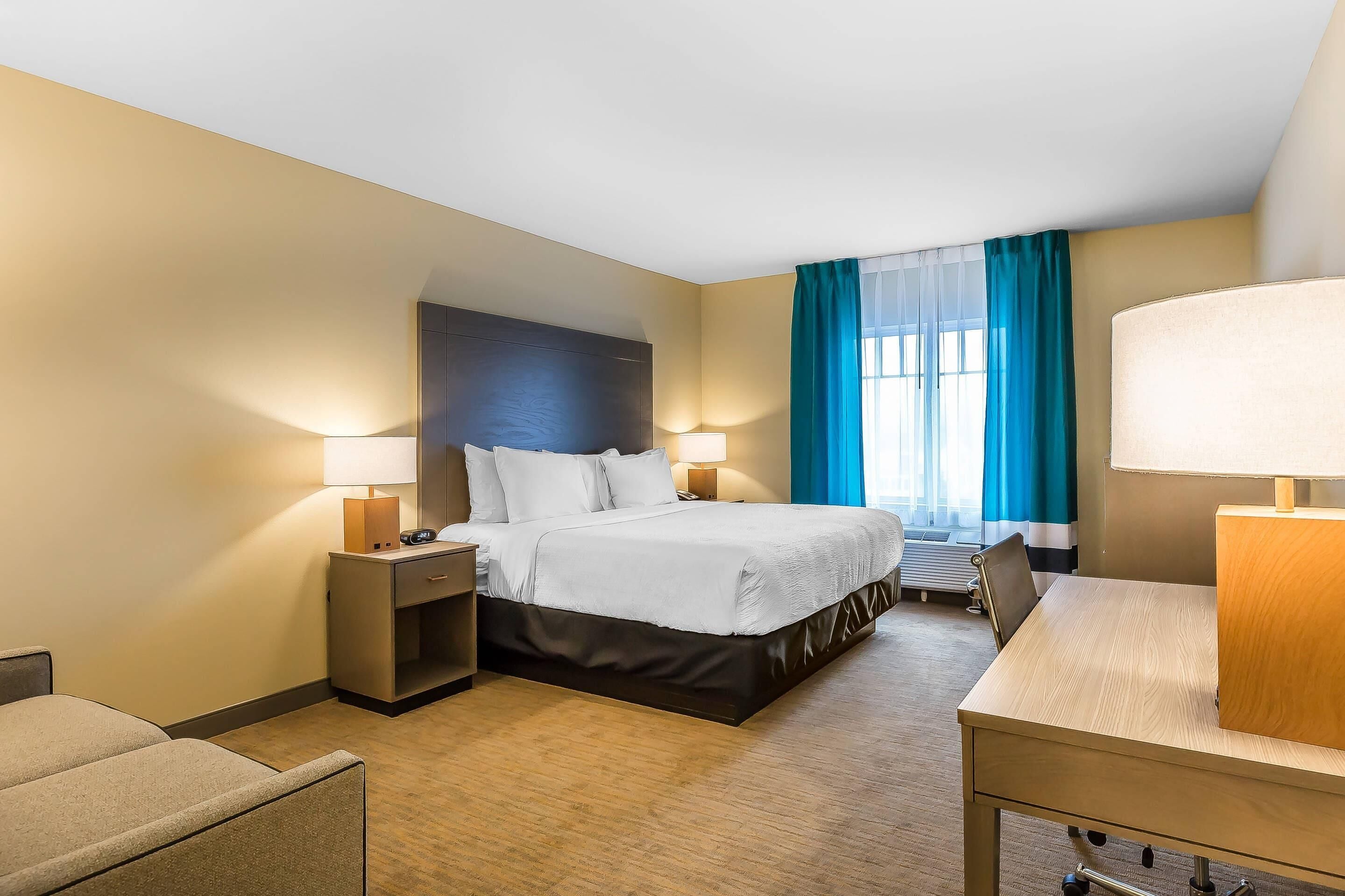 Standardzimmer, 1 King-Bett und Schlafsofa | Hochwertige Bettwaren, Schreibtisch, Verdunkelungsvorhänge