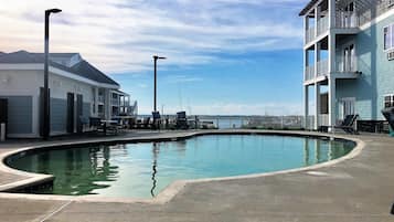 Seasonal outdoor pool, pool umbrellas