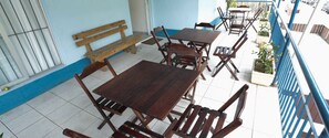 Tempat makan outdoor