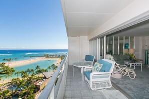 Property grounds - Marina Hawaii Vacations at the Ilikai Tower (Honolulu)