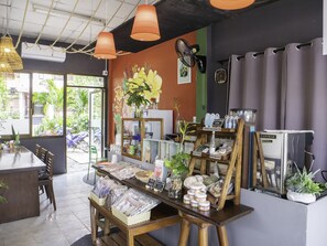 Restaurant - OYO 567 U Residence (Koh Samui)