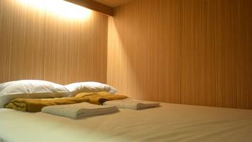 Dormitorio compartido (Double Bed) | Wifi gratis y ropa de cama