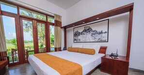 Superior Room, Lake View | Premium bedding, minibar, in-room safe, desk