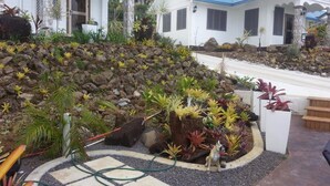 Property grounds - Skyview Villas (Apia)
