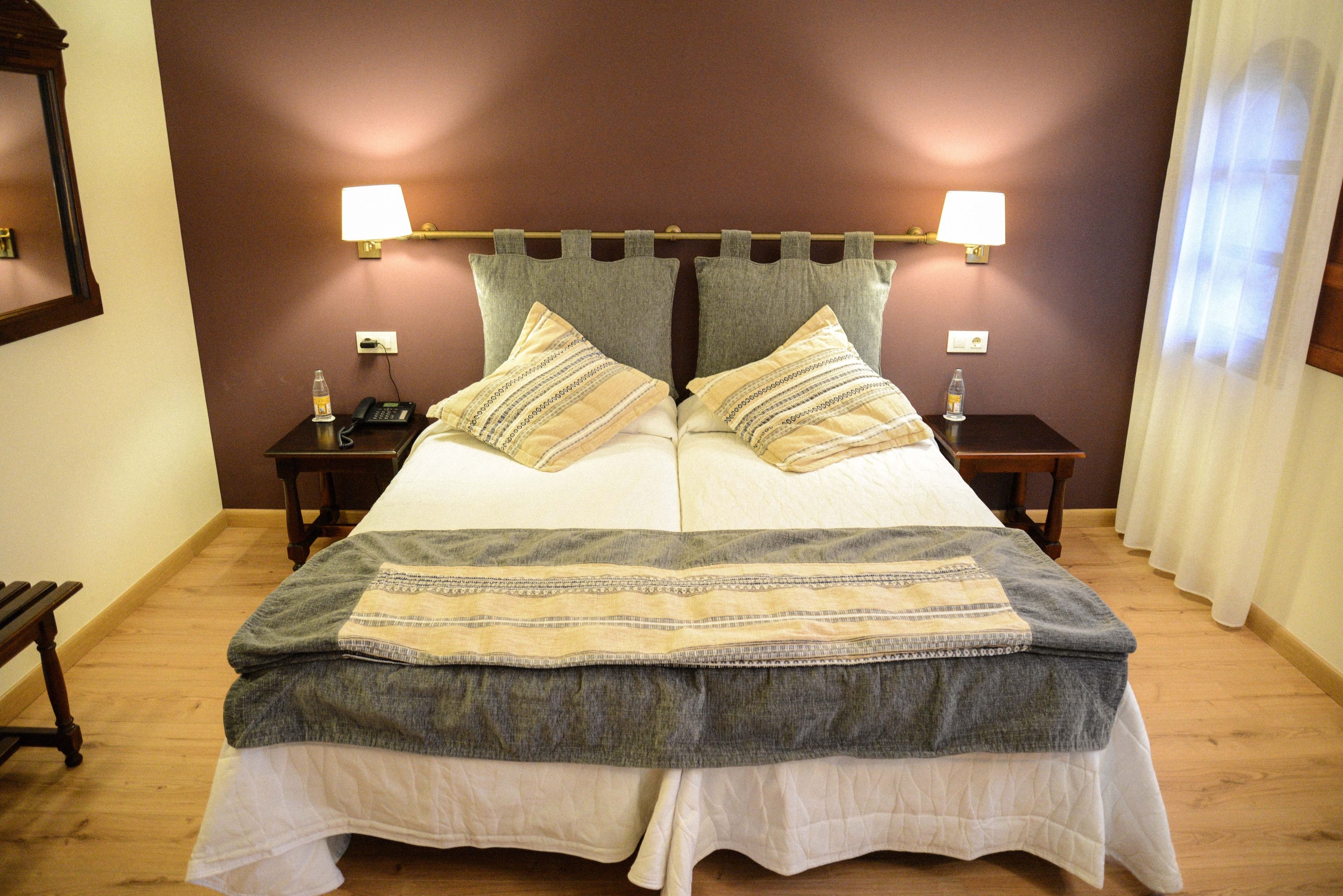 1 bedroom, in-room safe, desk, blackout curtains