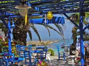 Sarapan dan makan tengah hari dihidangkan, masakan Mediterranean 