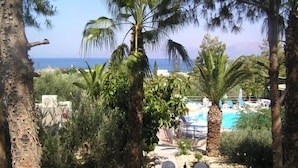 Property grounds - Saradari Apartments (Hersonissos)