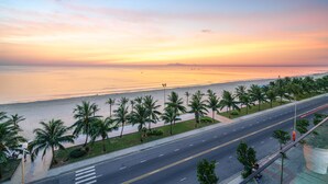 BBQ/picnic area - Serene Beach Hotel Danang (Da Nang)