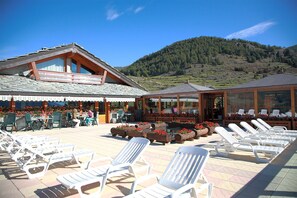 Sundeck - DalaiLama Village (Chatillon)