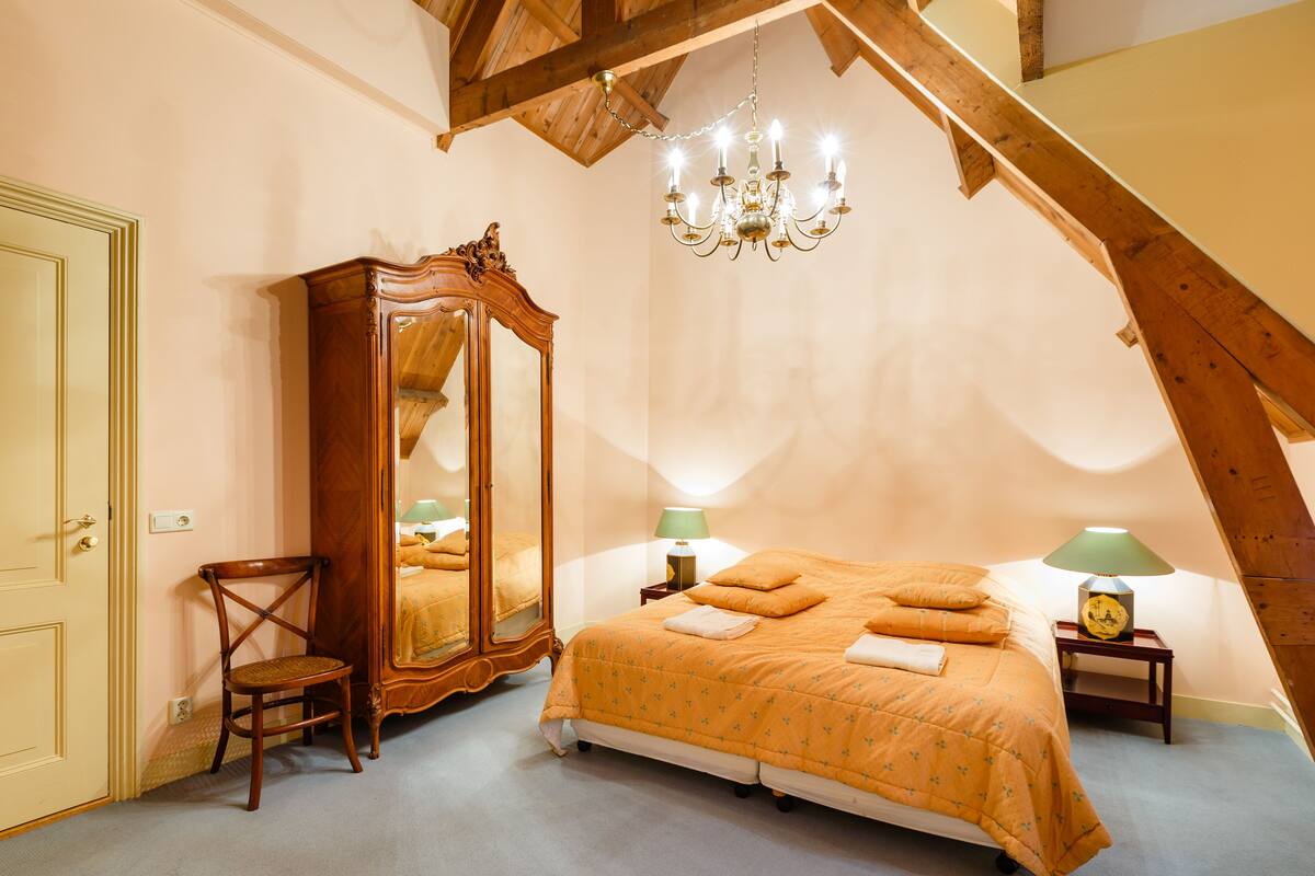 Comfort Twin Room, 2 Twin Beds, Non Smoking, Garden Area (Duivenvoorde) | Egyptian cotton sheets, premium bedding, desk, WiFi (free)