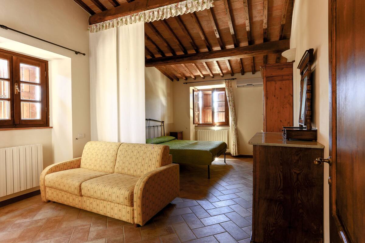 Apartment, Vineyard View