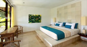 Maharani Suite | Minibar, in-room safe, desk, rollaway beds