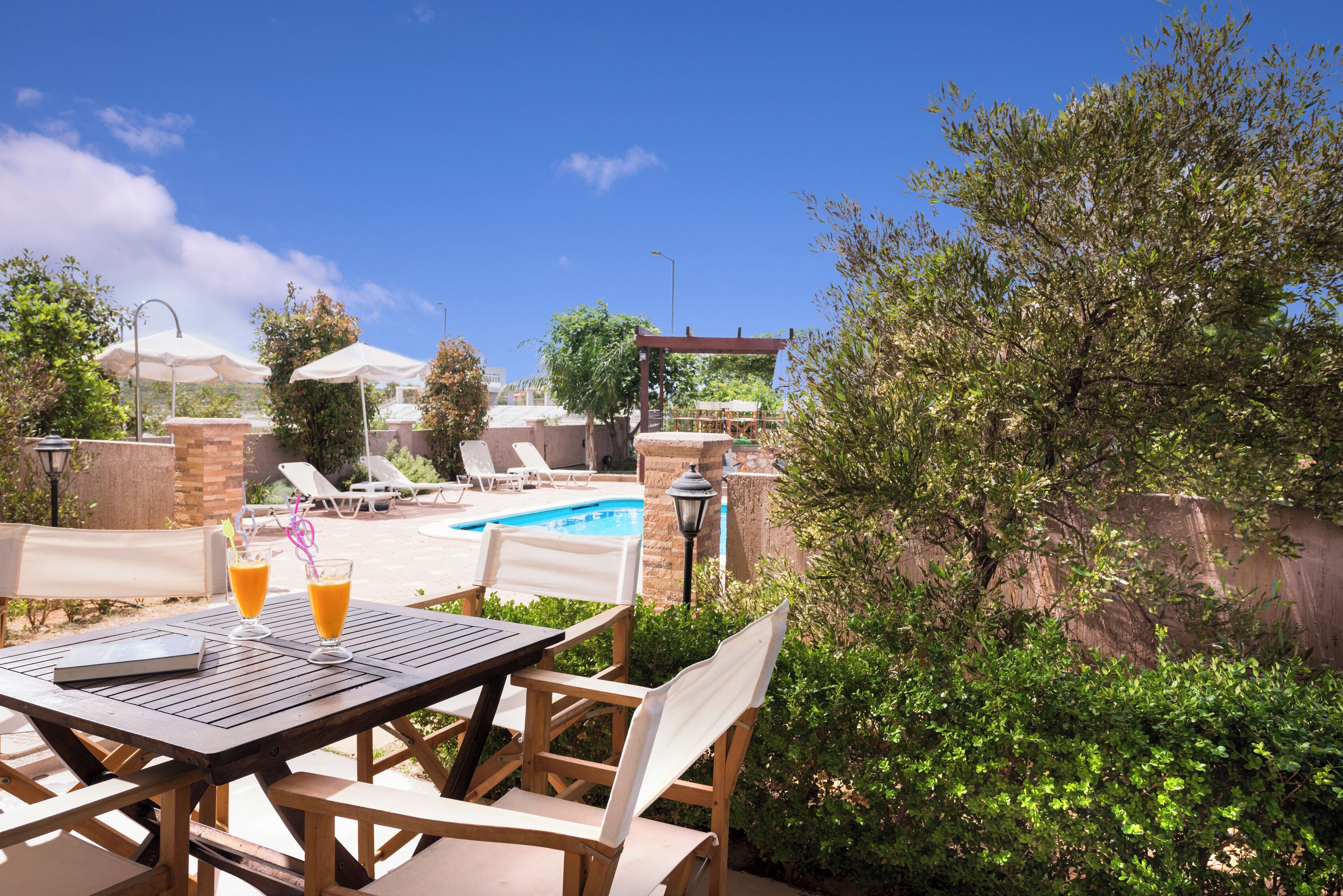 junior quadruple room | terrace/patio