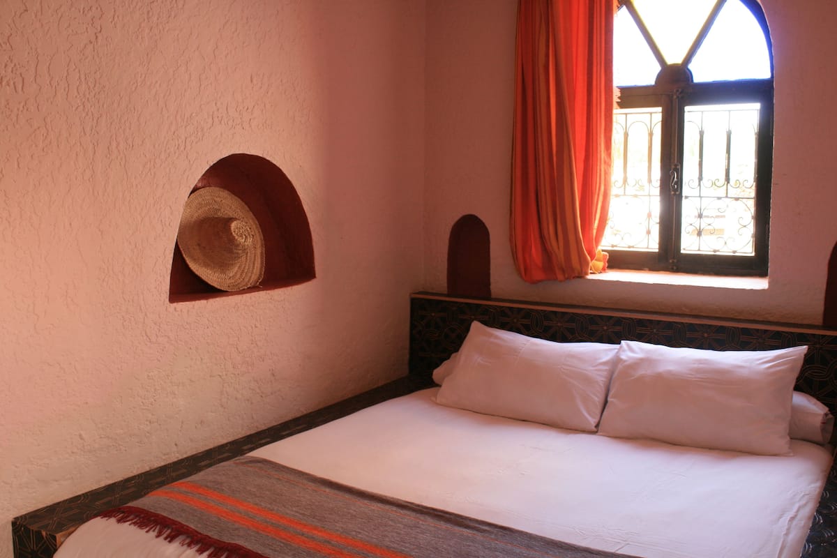 Tabla de planchar con plancha y wifi gratis