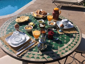 Breakfast area - Riad L'Eucalyptus (Essaouira)