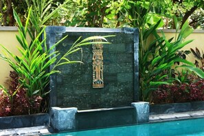 Outdoor pool - Arjuna Homestay (Pemuteran)
