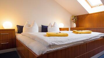 Standard Double Room, Private Bathroom | Premium bedding, in-room safe, blackout drapes, free WiFi