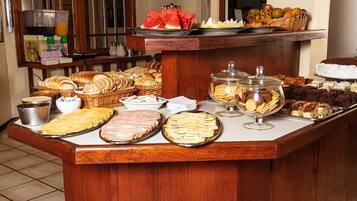 Colazione a buffet inclusa, servita tutte le mattine