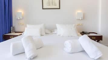 In-room safe, desk, rollaway beds, free WiFi