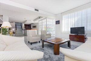 Sala de estar en el lobby