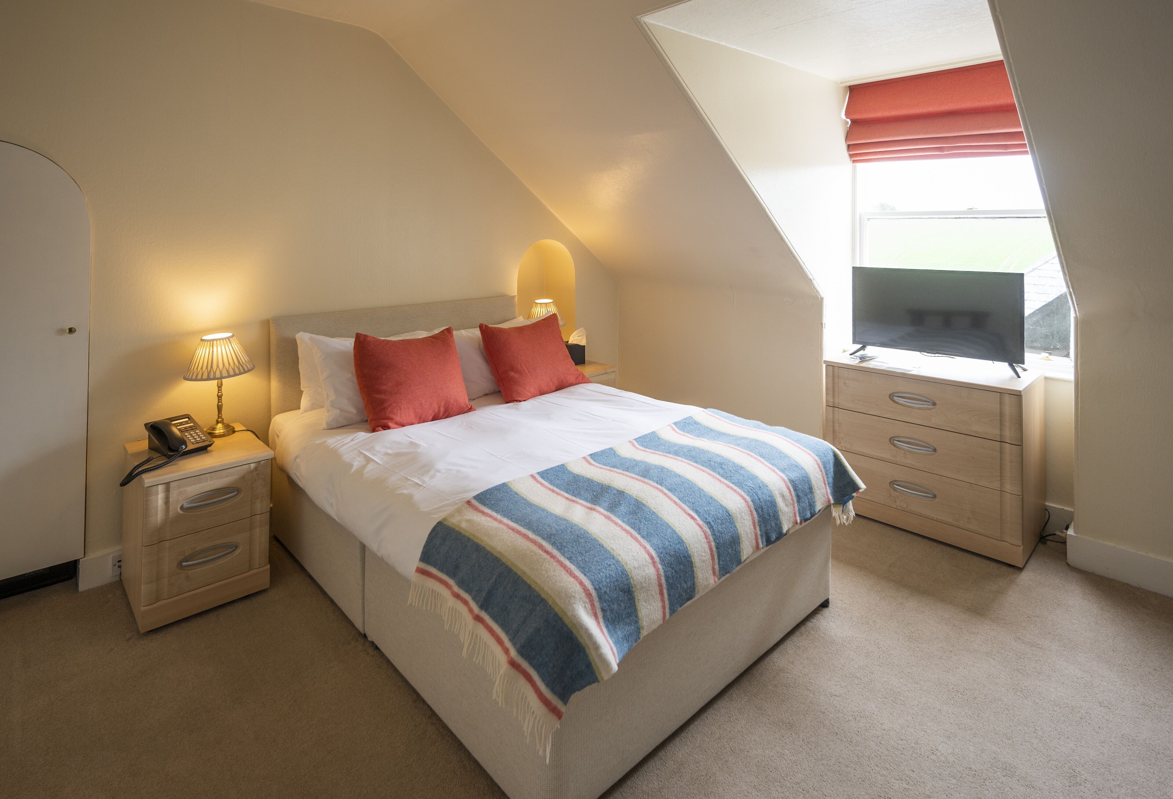 1 habitación, sábanas de algodón egipcio y ropa de cama de alta calidad 