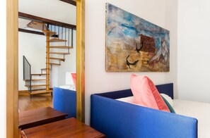 Desk, soundproofing, iron/ironing board, cots/infant beds - Torripa Group - Trastevere (Rome)