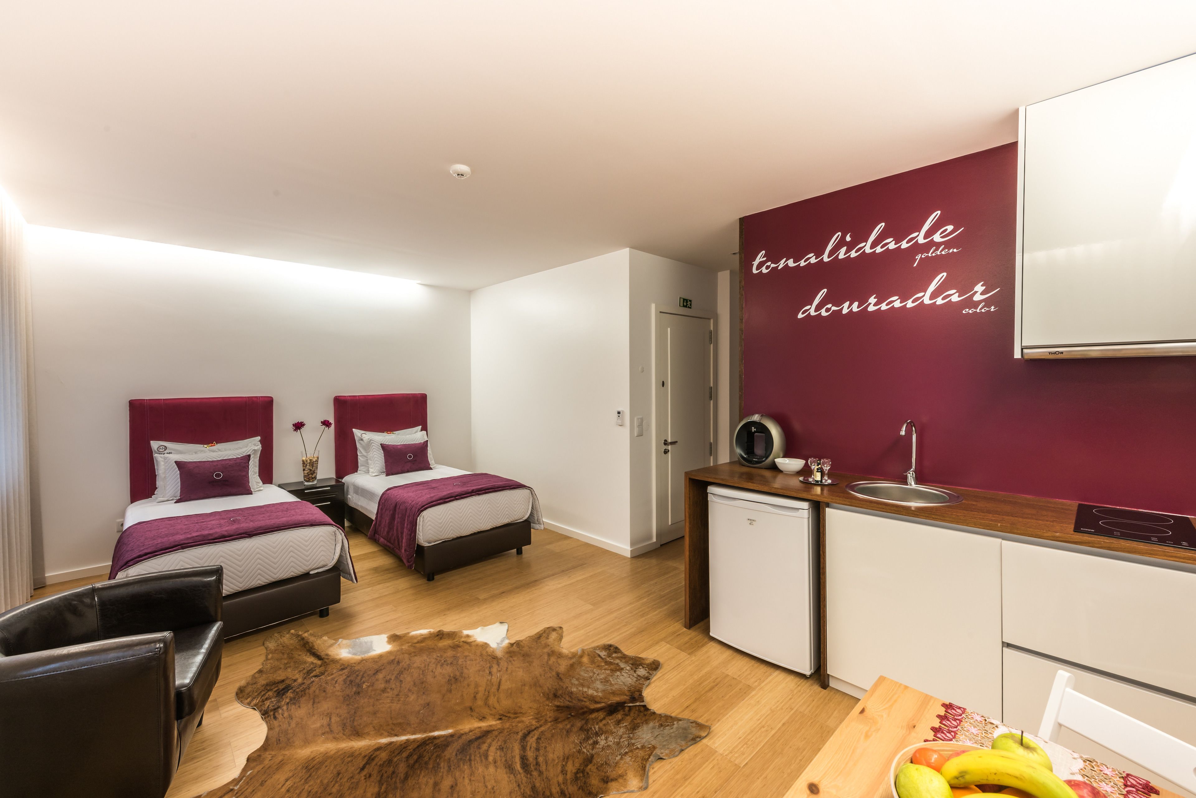 studio (twin) | private kitchen