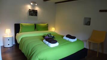 Standard Double Room, Shared Bathroom (Heritage) | Free cots/infant beds, free WiFi, bed sheets