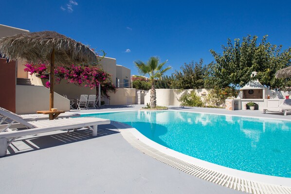 2 outdoor pools, pool umbrellas, pool loungers - Theros Houses (Santorini)