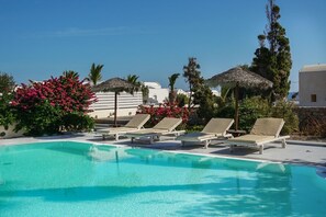 Villa, 3 chambres, piscine privée, vue piscine (Elia)