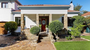 Façade de lâhĂ©bergement