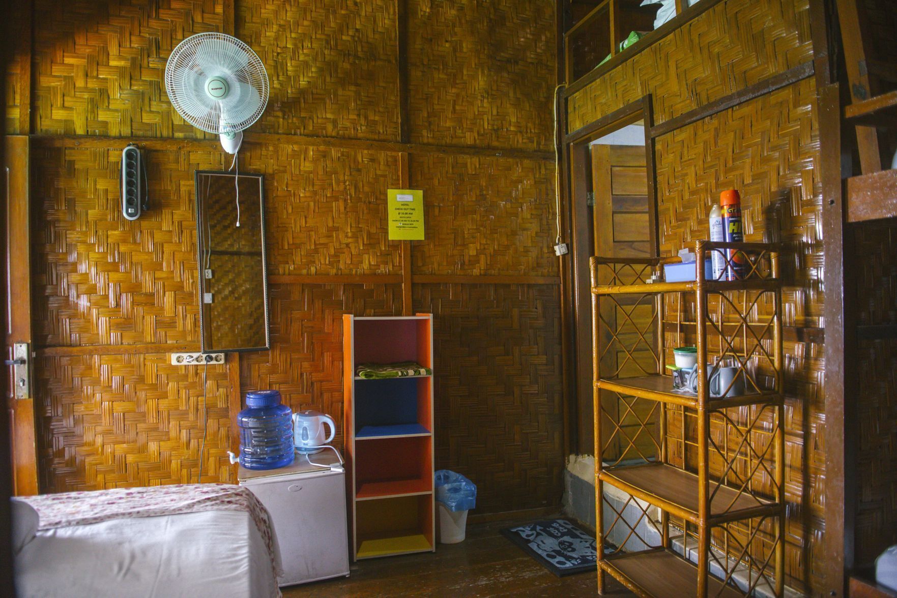 In-room safe, free WiFi, bed sheets