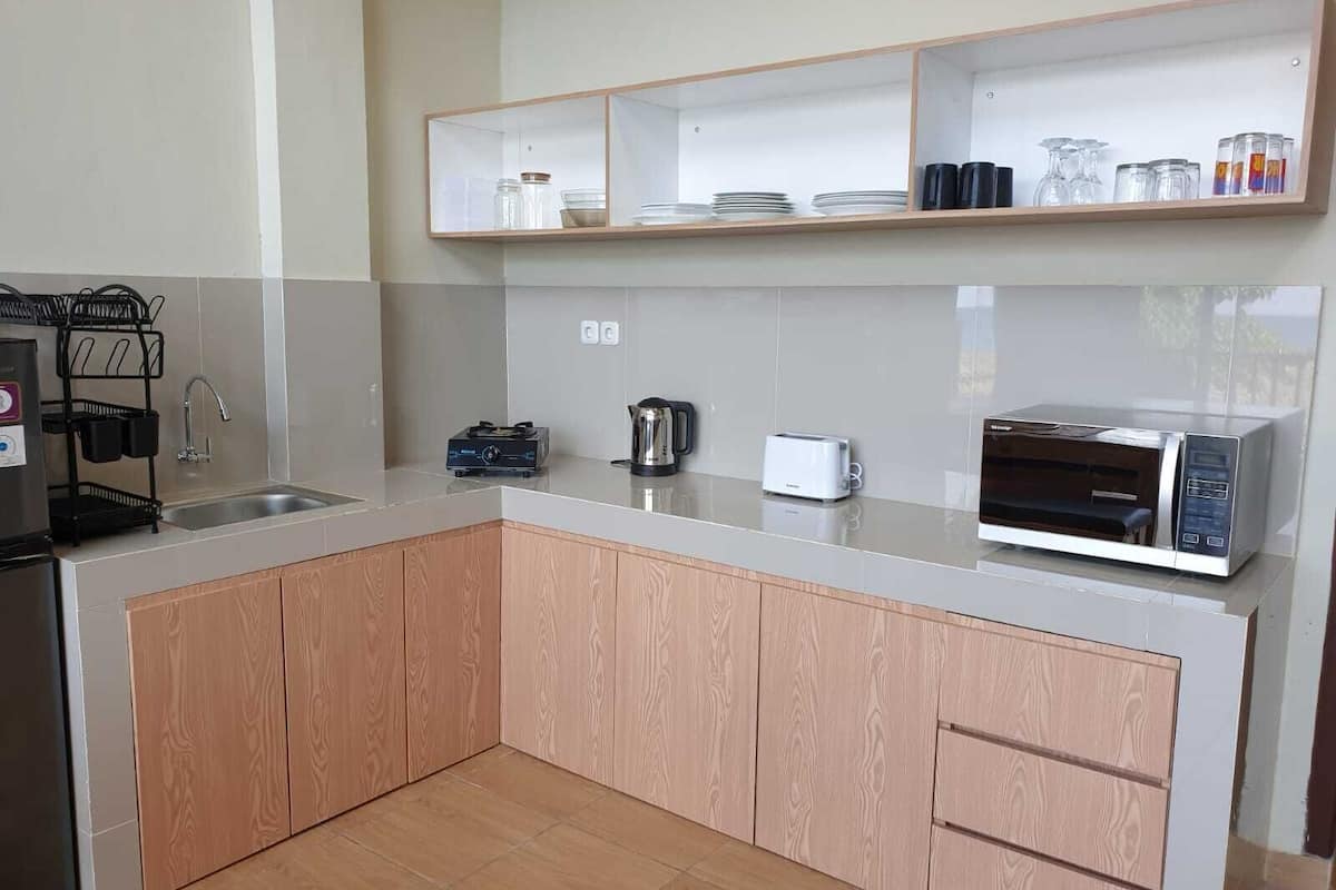 deluxe villa | private kitchen | mini-fridge, coffee/tea maker, electric kettle, toaster