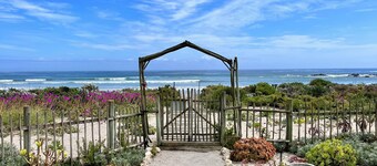 Baywatch Villa Guest House and Self Catering Accommodation