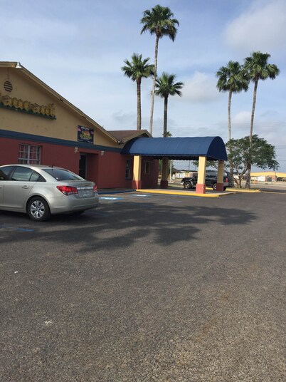 Executive Inn Mercedes