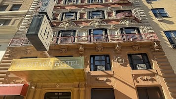 Fachada de la propiedad