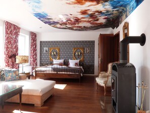 Family Room, 2 Bedrooms, Terrace | Individually decorated, individually furnished, desk, blackout drapes - Hotel Söruper Hof (Soerup)